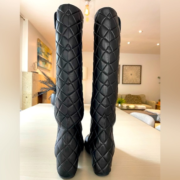 Chanel Riding Boot Knee-High Black Leather Size 40 - Picture 5 of 6
